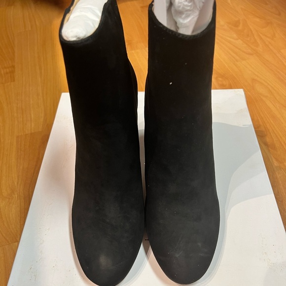 New in Box Katy Perry The Mayari *Suede Ankle Boot (Size 7.5) Black - Picture 9 of 13